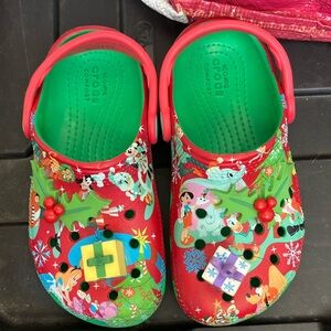 Unisex Toddler DISNEY Christmas CROCS Size: 11
